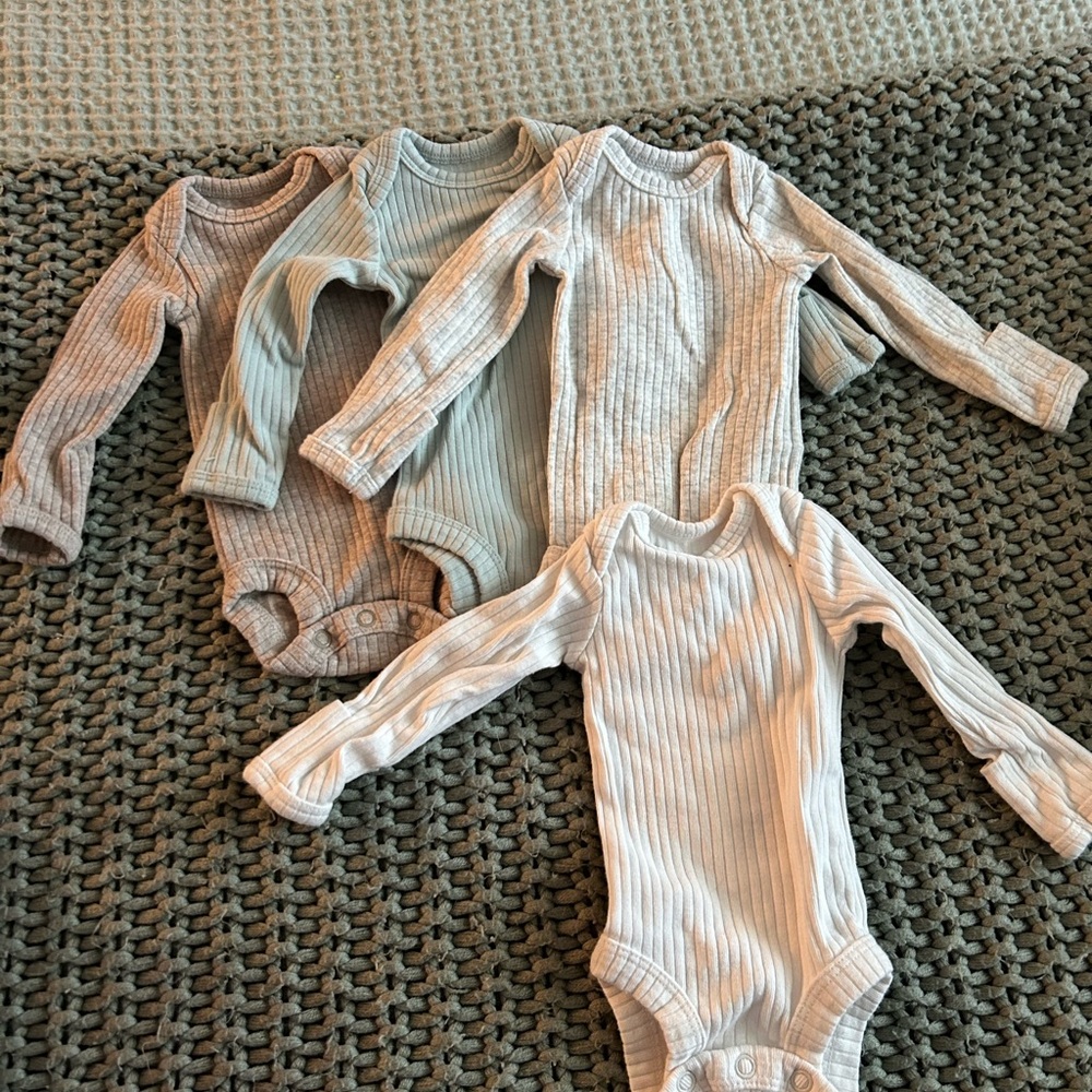 Ribbed Long Sleeve Baby Onesie Set - Cream and Tan